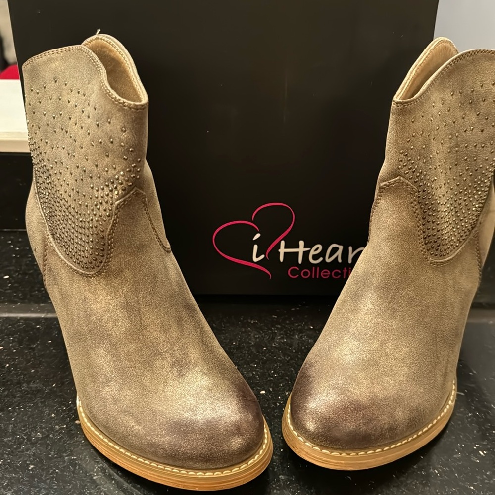 Tan distressed with gold rhinestone booties